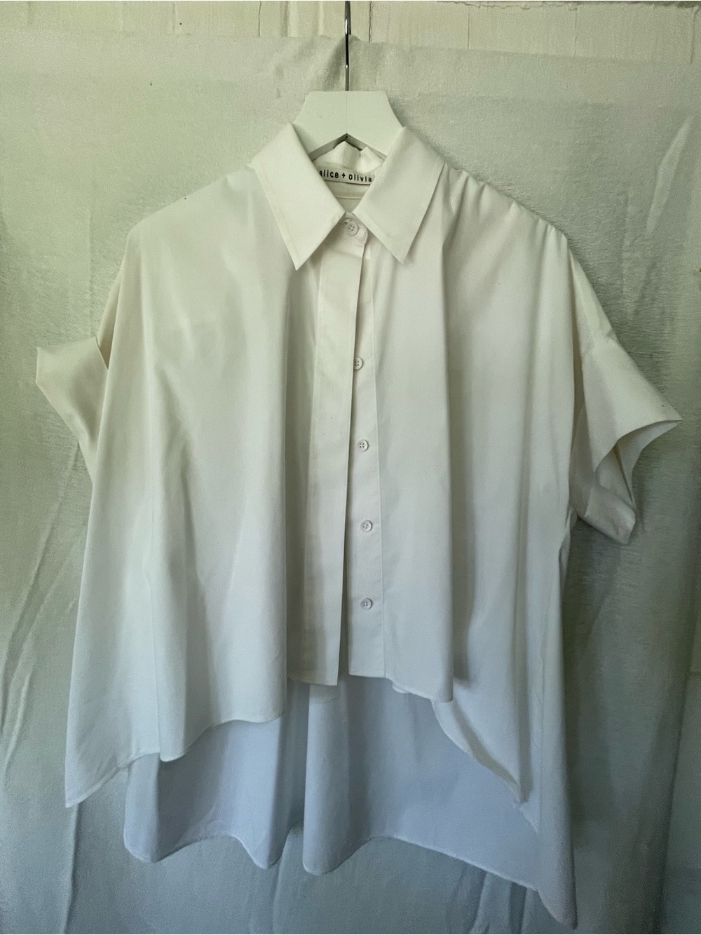 Alice and Olivia white button down blouse short sleeve perfect condition M - Picture 1 of 10